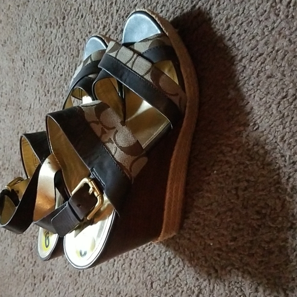 Coach Wedge heels - Picture 3 of 6